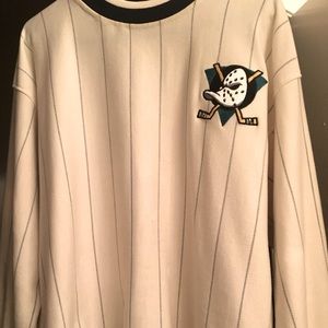 Mens medium vintage might ducks sweater